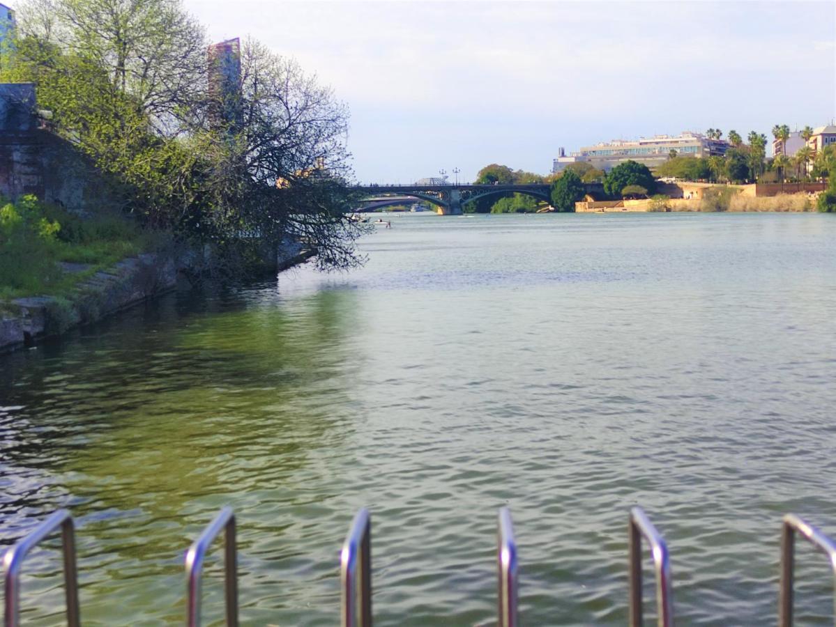 Appartamento Vive Triana Siviglia Esterno foto